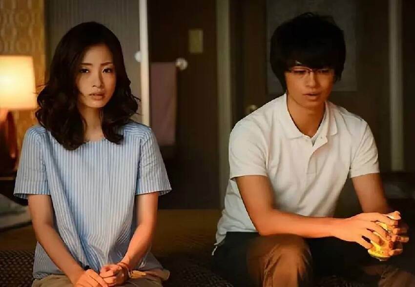 日本女性出軌率50%，為何丈夫選擇視而不見！答案很震驚