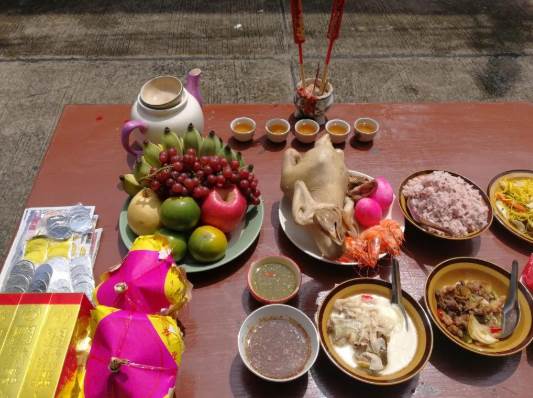 端午節節祭拜地基主、祖先，用這3樣水果祭拜福報最大！天降橫財3代花不完，鬼神看了都眼紅