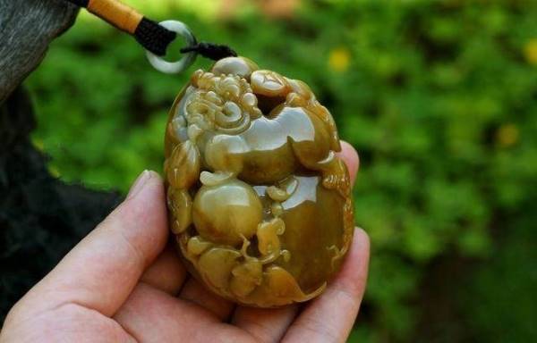 大師提醒 貔貅雖專咬錢招財 但戾氣很重:這2種人千萬不能戴!