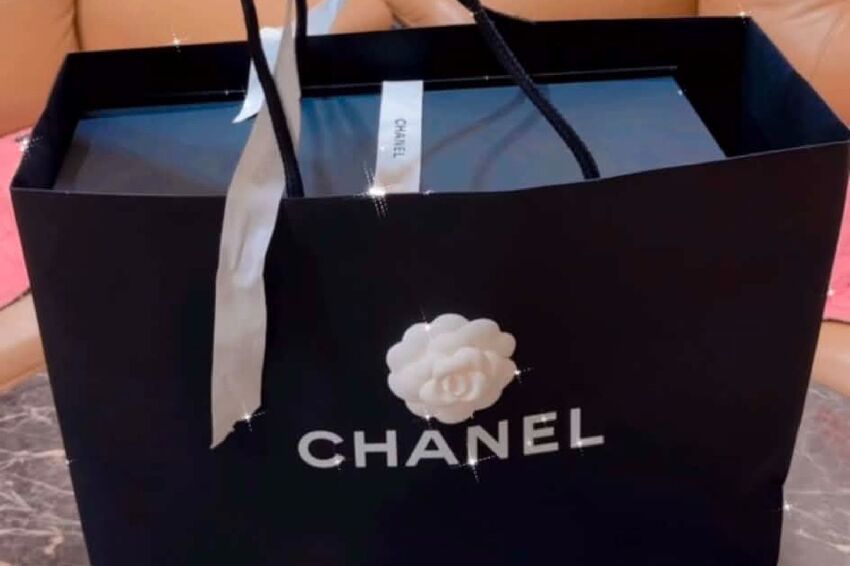 男友豪送Chanel鞋!她驚見轉帳「1數字」秒心涼...網6字怒轟裝闊:這種無法走長久