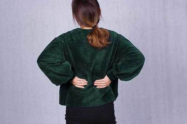 女人後腰上的「兩個凹點」到底是什麼?並非每個人都有,要珍惜!