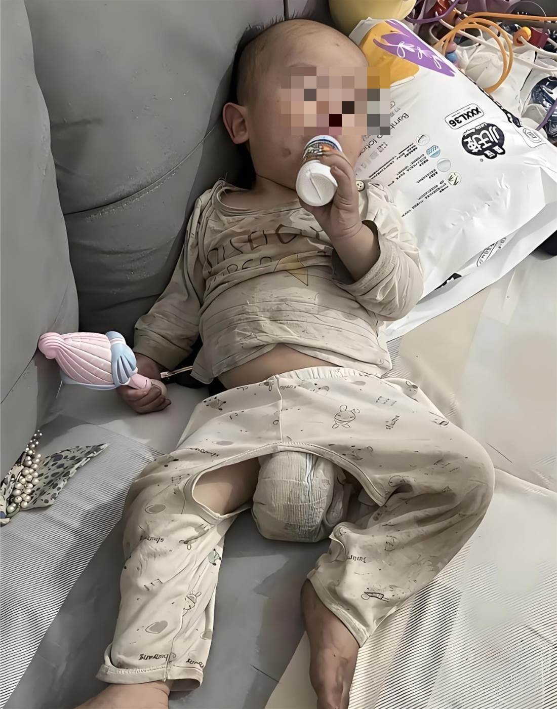 孩子才給婆婆帶半天，尿布鼓成球！我氣炸怒吼，婆婆「1句話」讓我愧疚到想哭